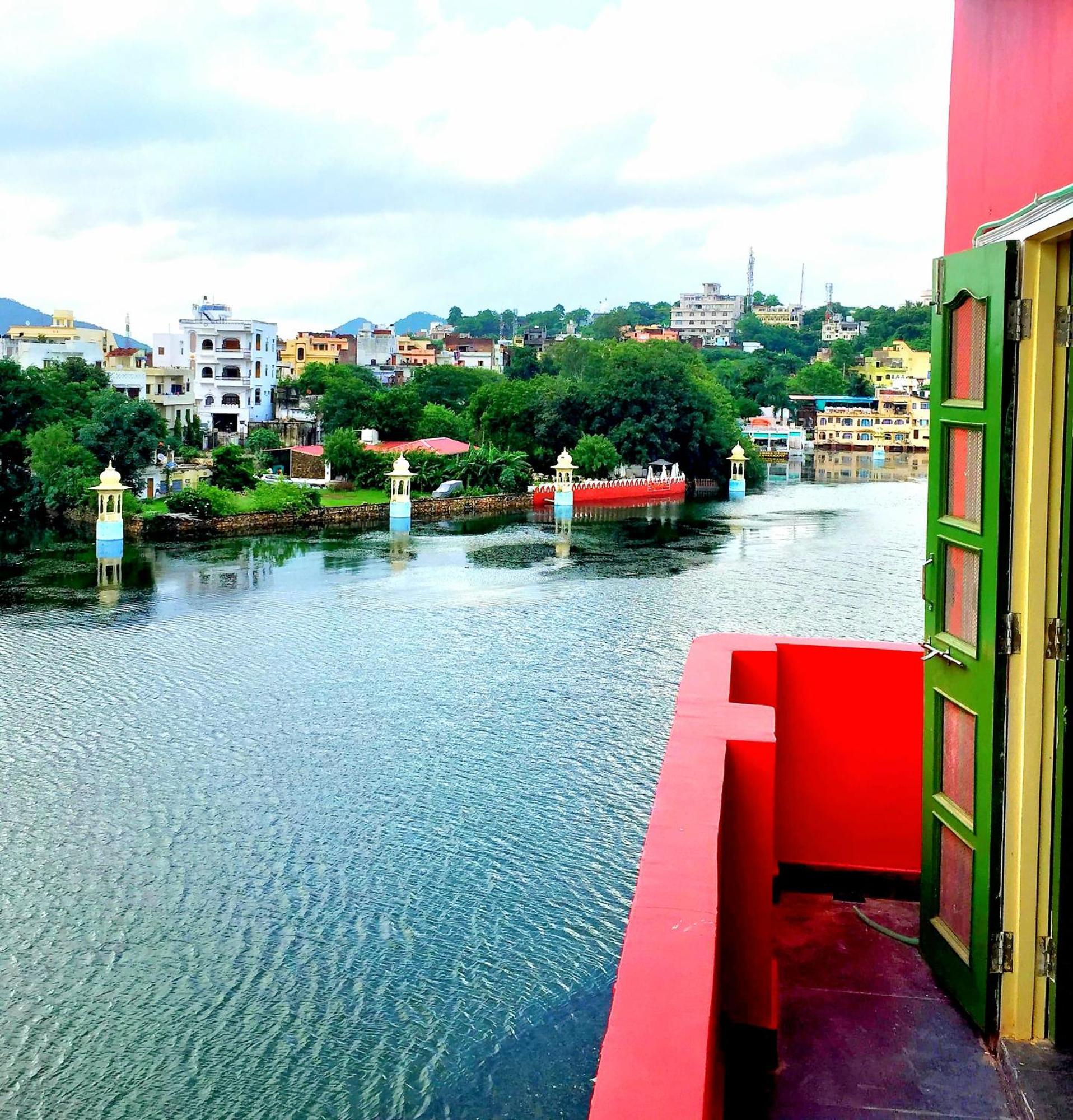 Oolala - Your Lake House In The Center Of Udaipur Extérieur photo